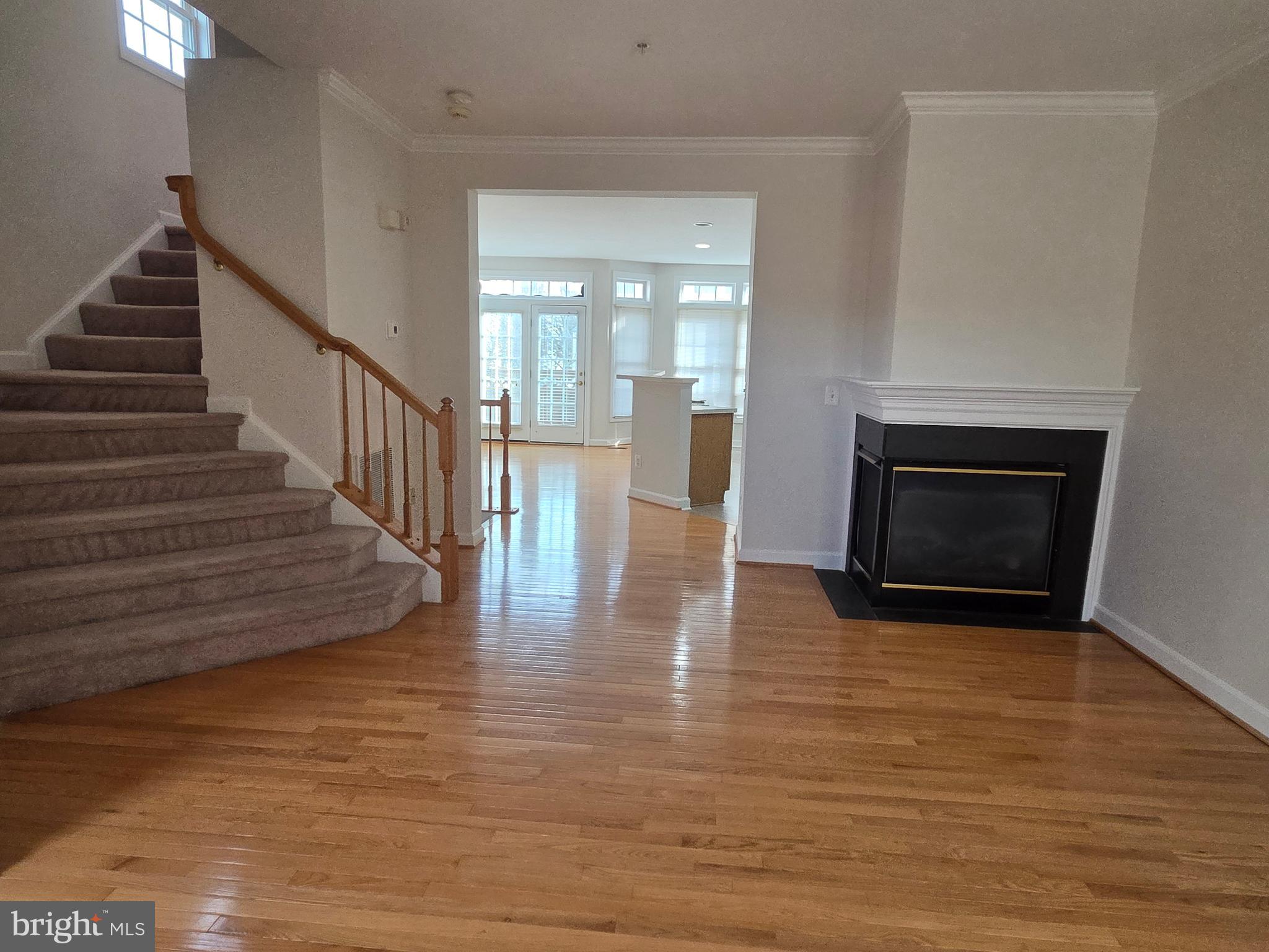 8183 SKELTON CIRCLE