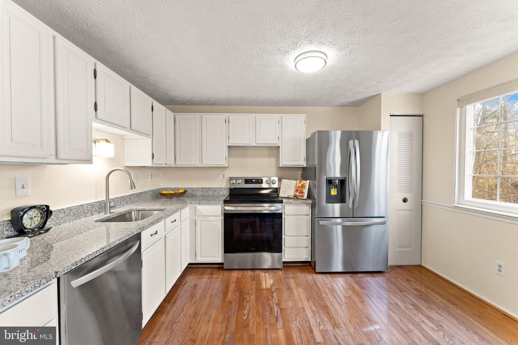 1616 BARNSTEAD DRIVE