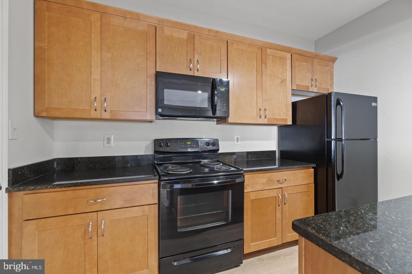3909 PENDERVIEW DRIVE 1904