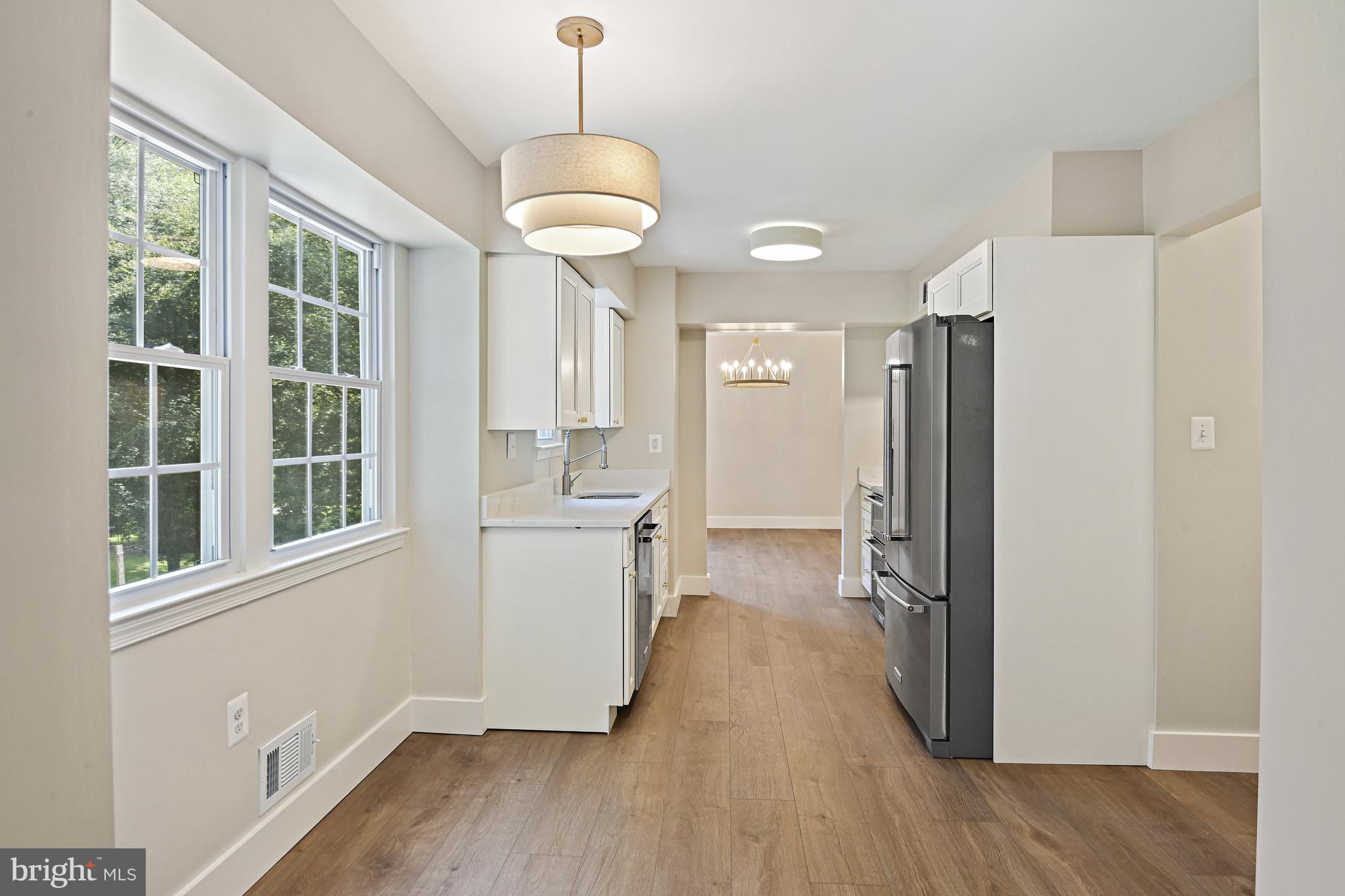 9060 BROOK FORD ROAD