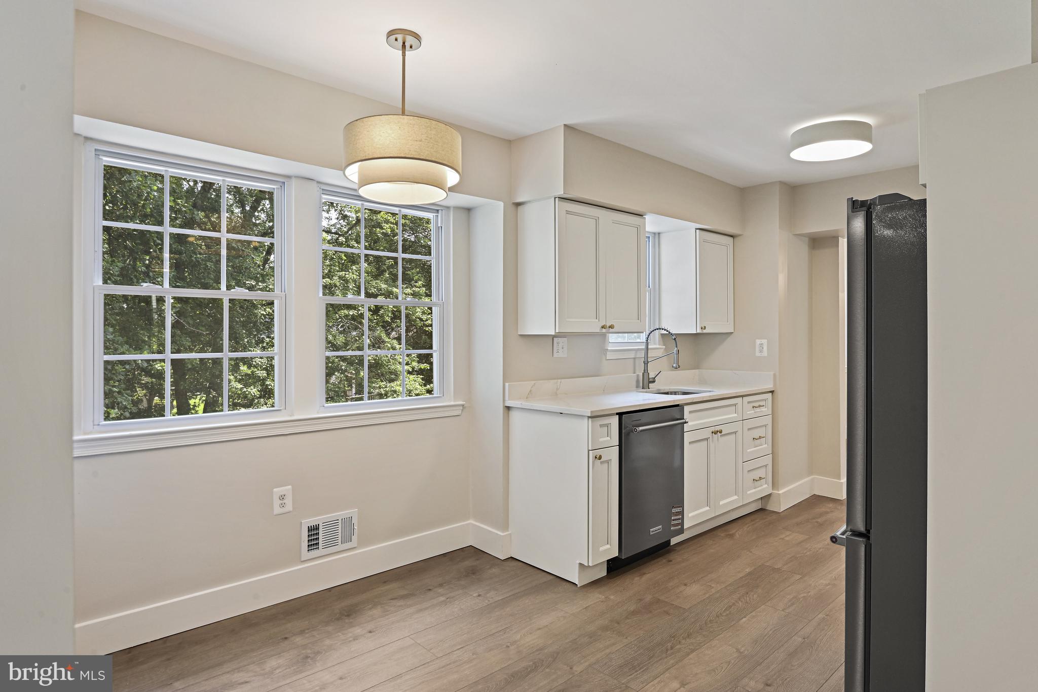 9060 BROOK FORD ROAD