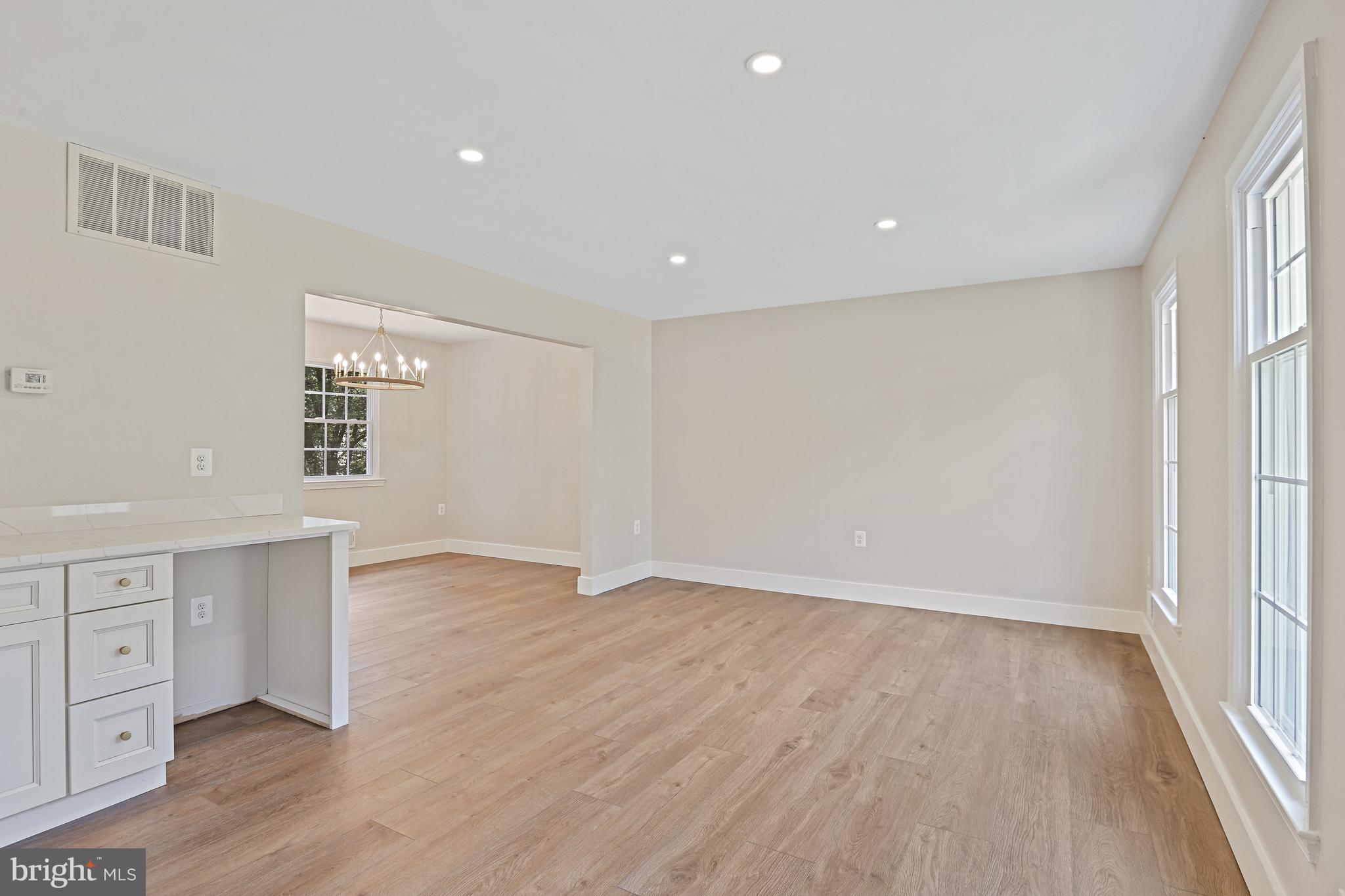 9060 BROOK FORD ROAD