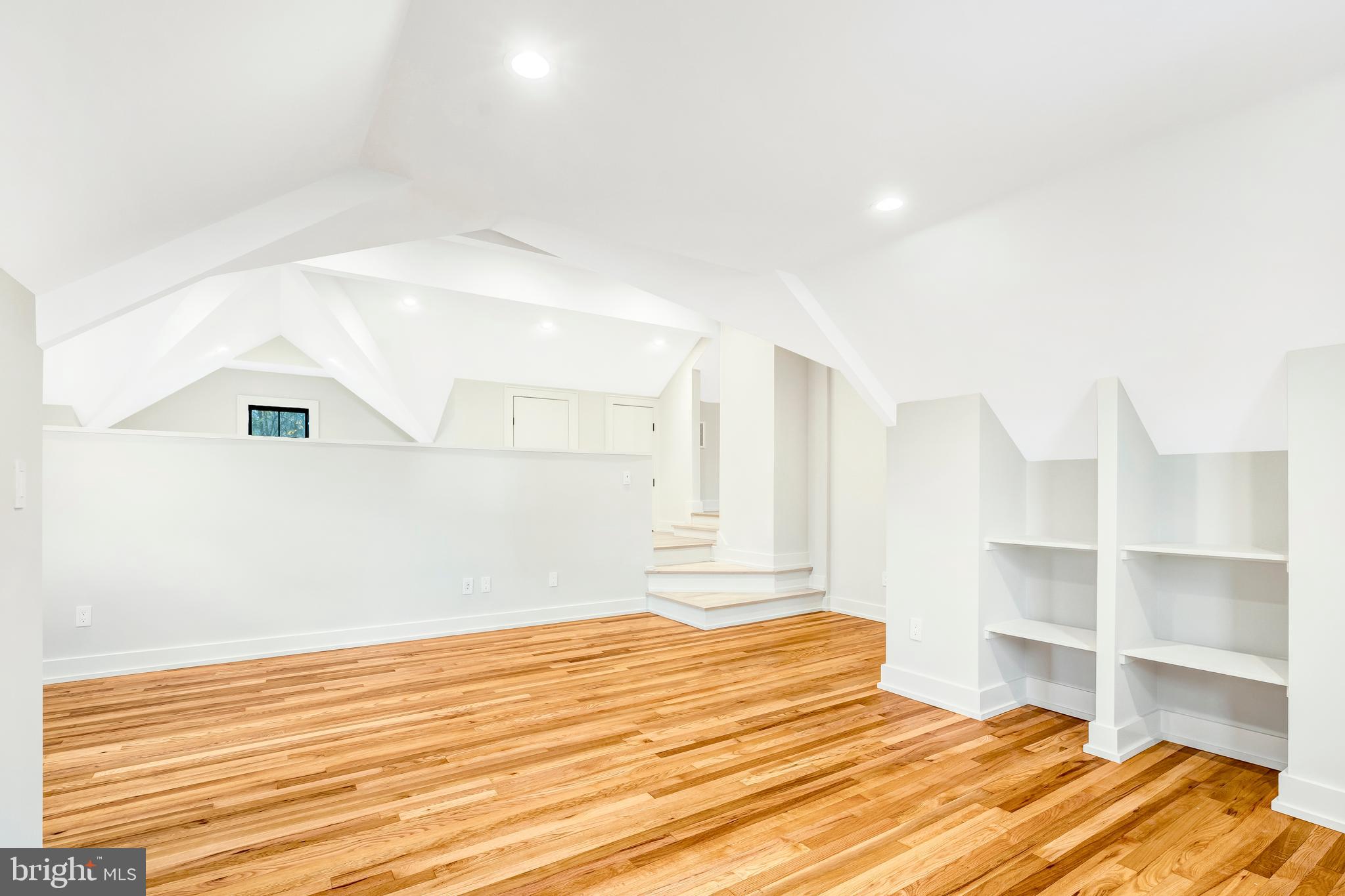 5921 CHESTERBROOK ROAD