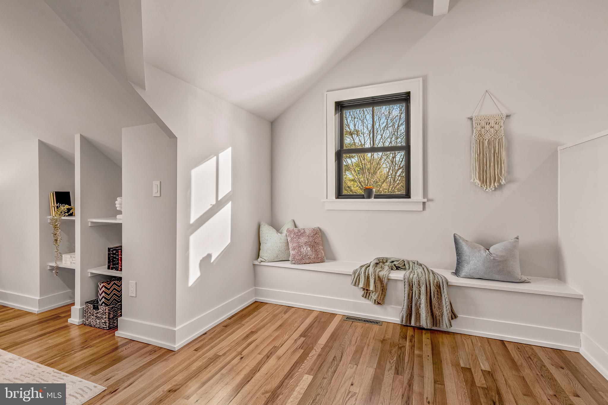 5921 CHESTERBROOK ROAD