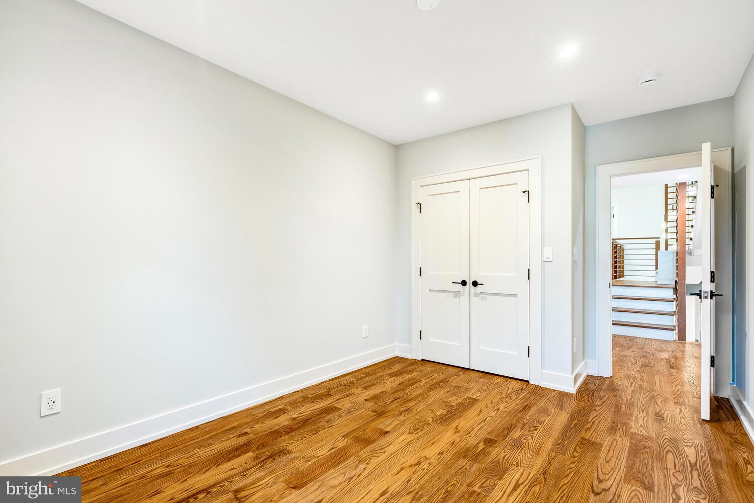 5921 CHESTERBROOK ROAD