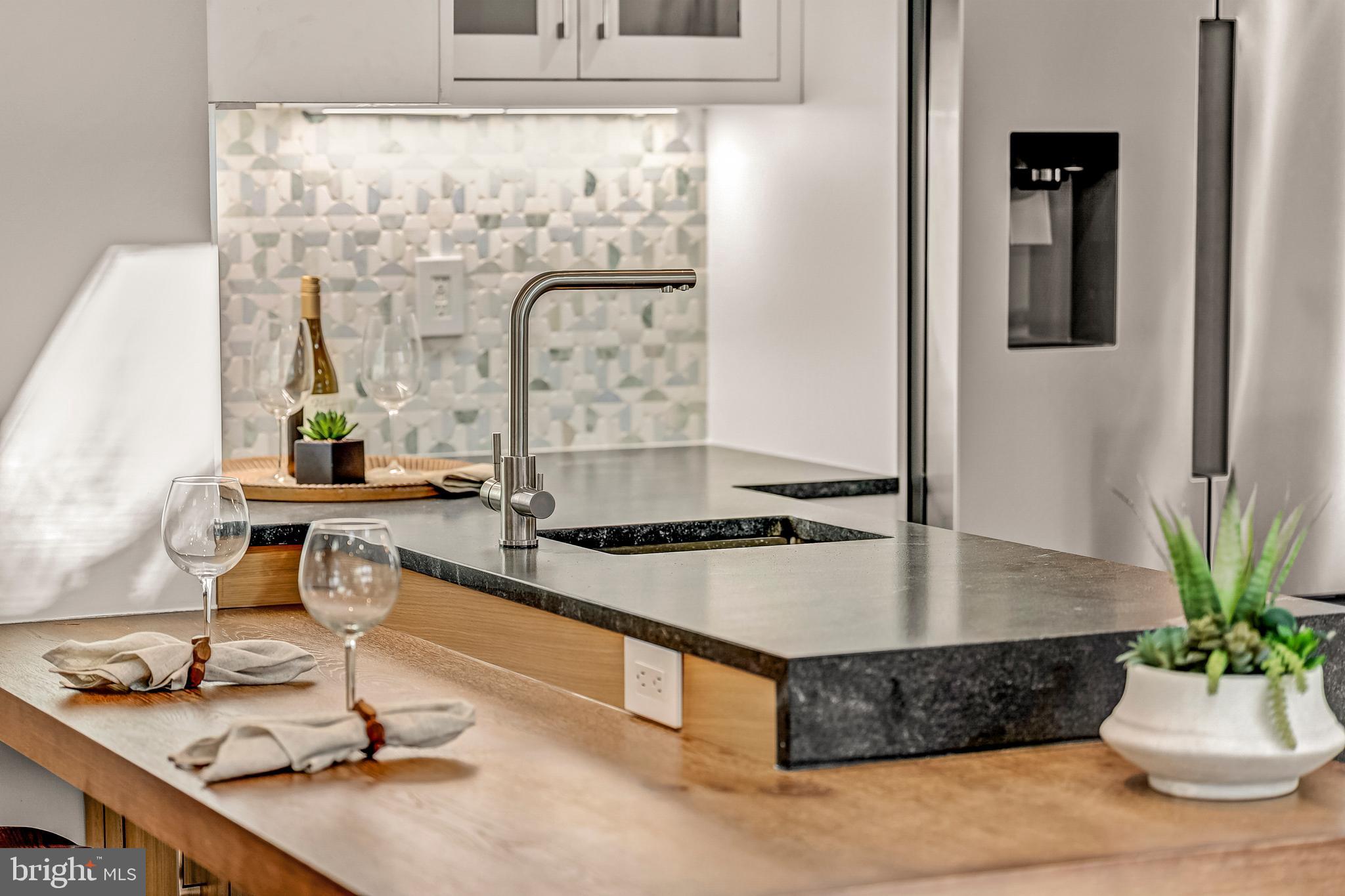 5921 CHESTERBROOK ROAD