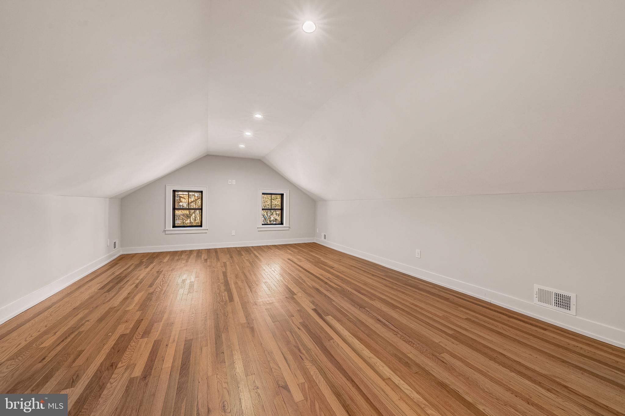 5921 CHESTERBROOK ROAD