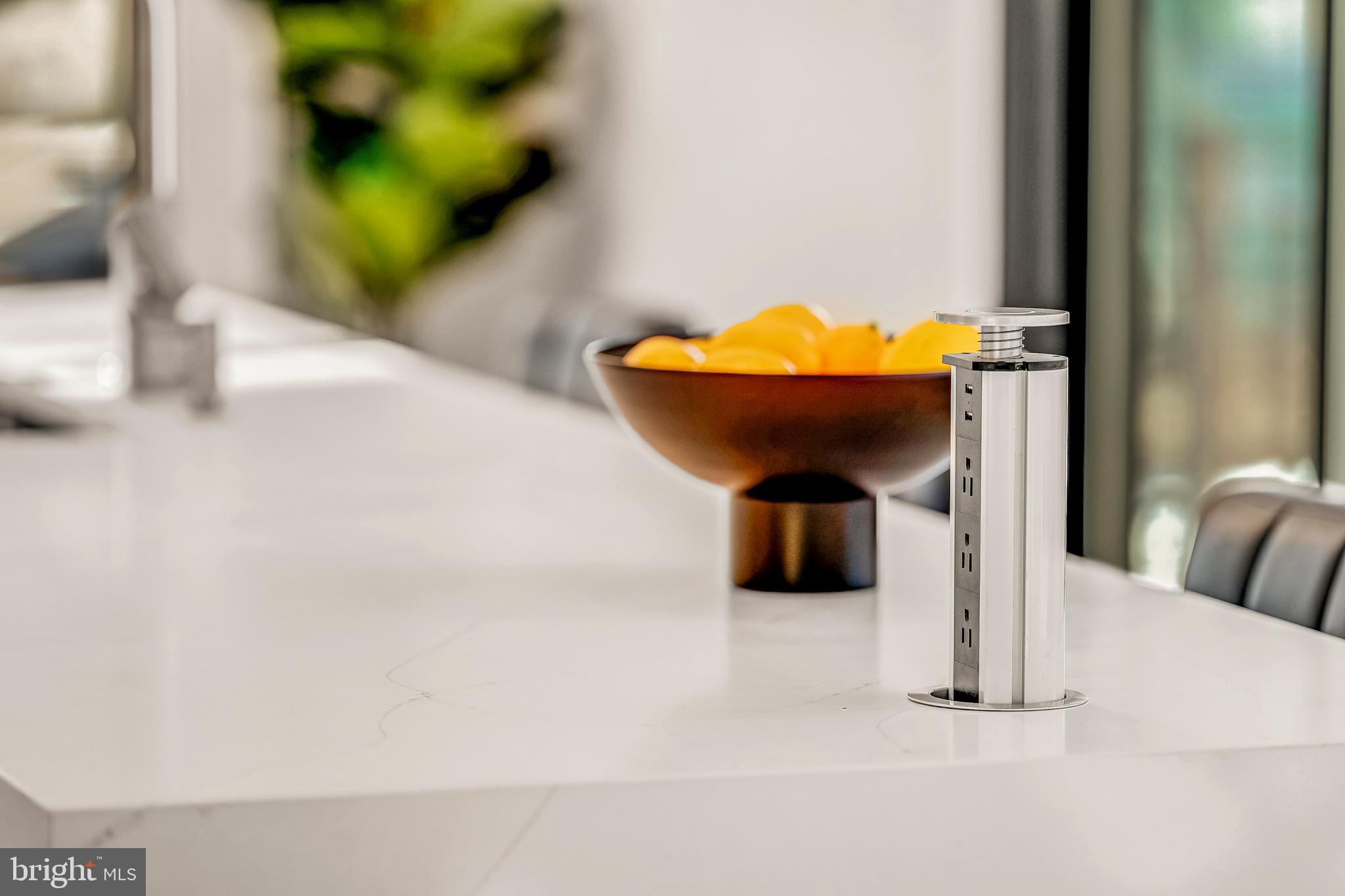 5921 CHESTERBROOK ROAD