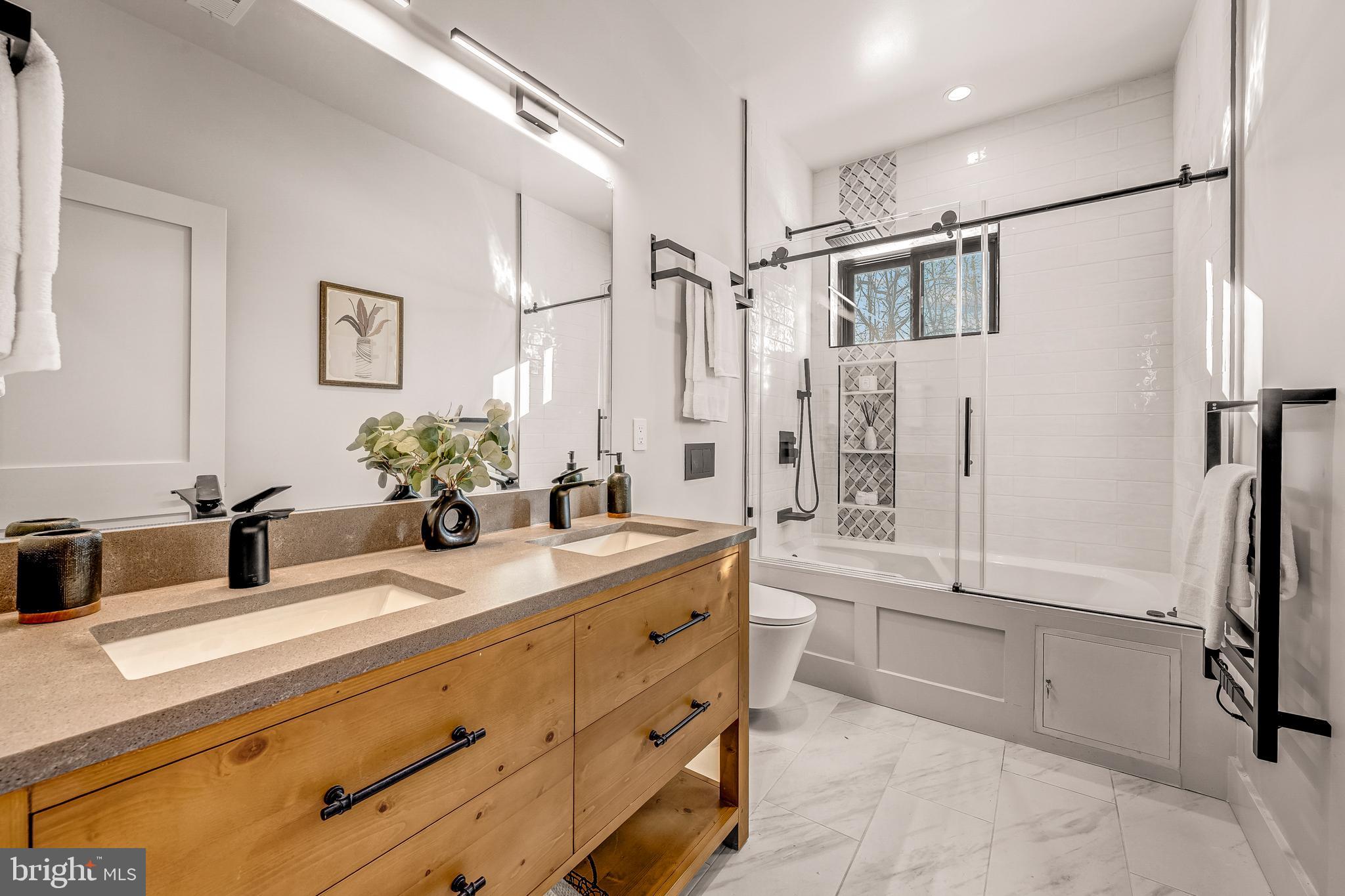 5921 CHESTERBROOK ROAD