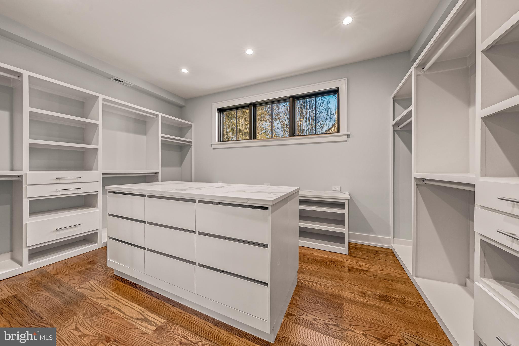 5921 CHESTERBROOK ROAD