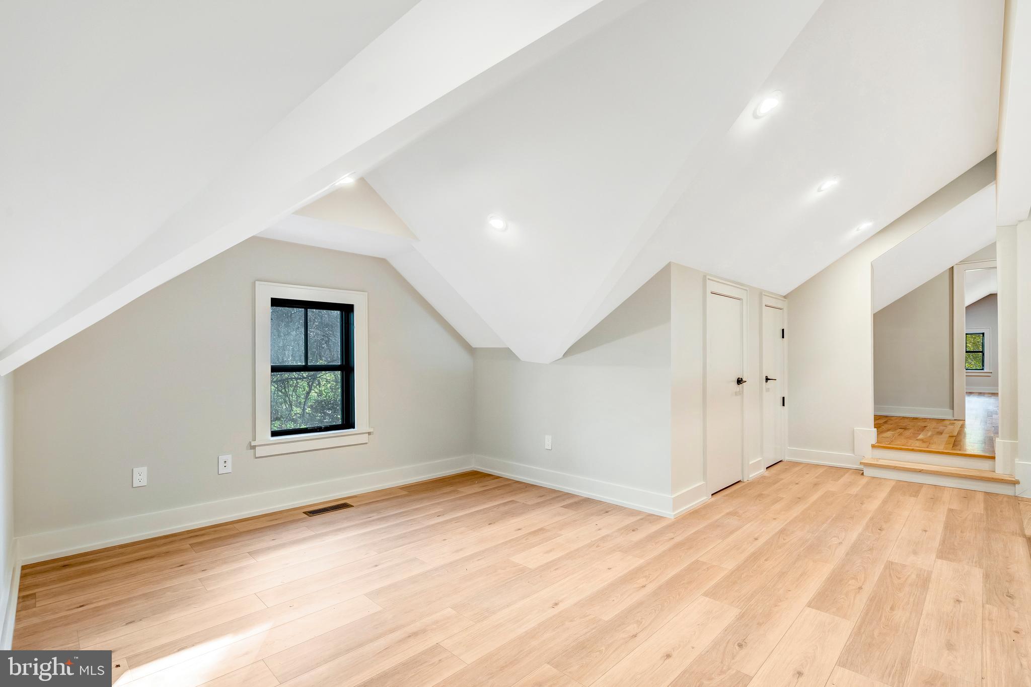 5921 CHESTERBROOK ROAD