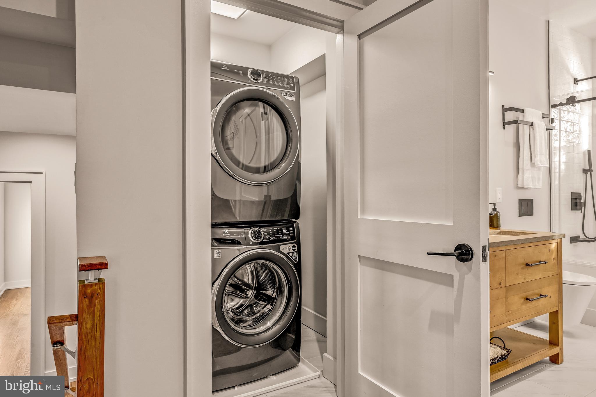 5921 CHESTERBROOK ROAD