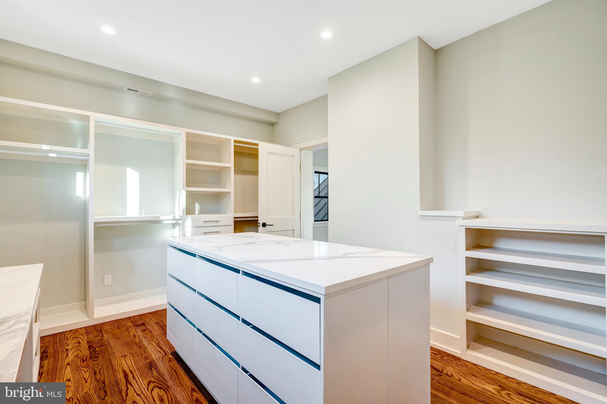 5921 CHESTERBROOK ROAD