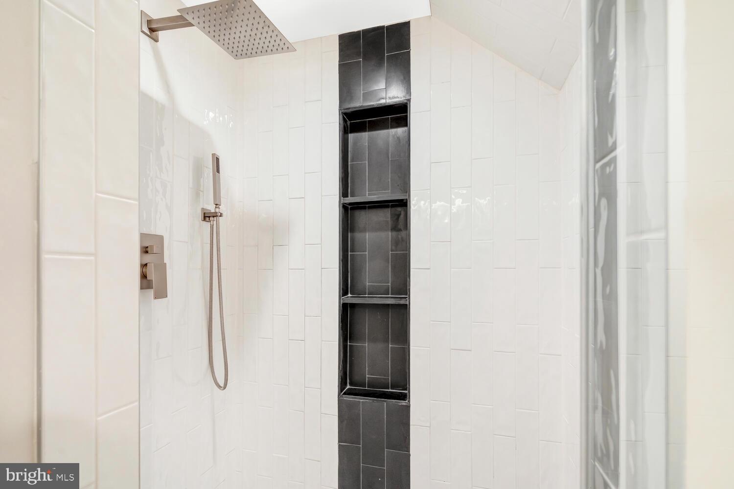 5921 CHESTERBROOK ROAD