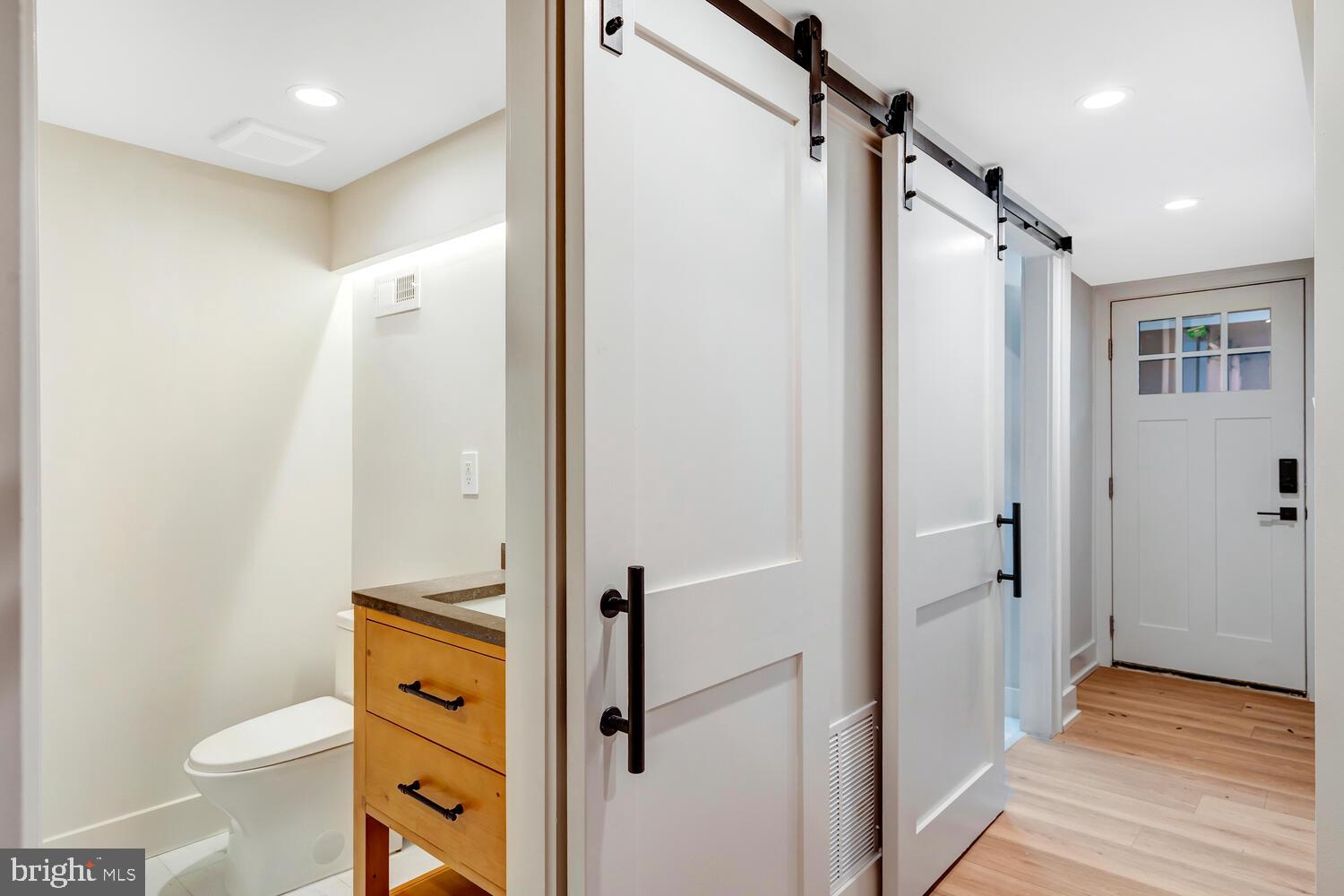 5921 CHESTERBROOK ROAD