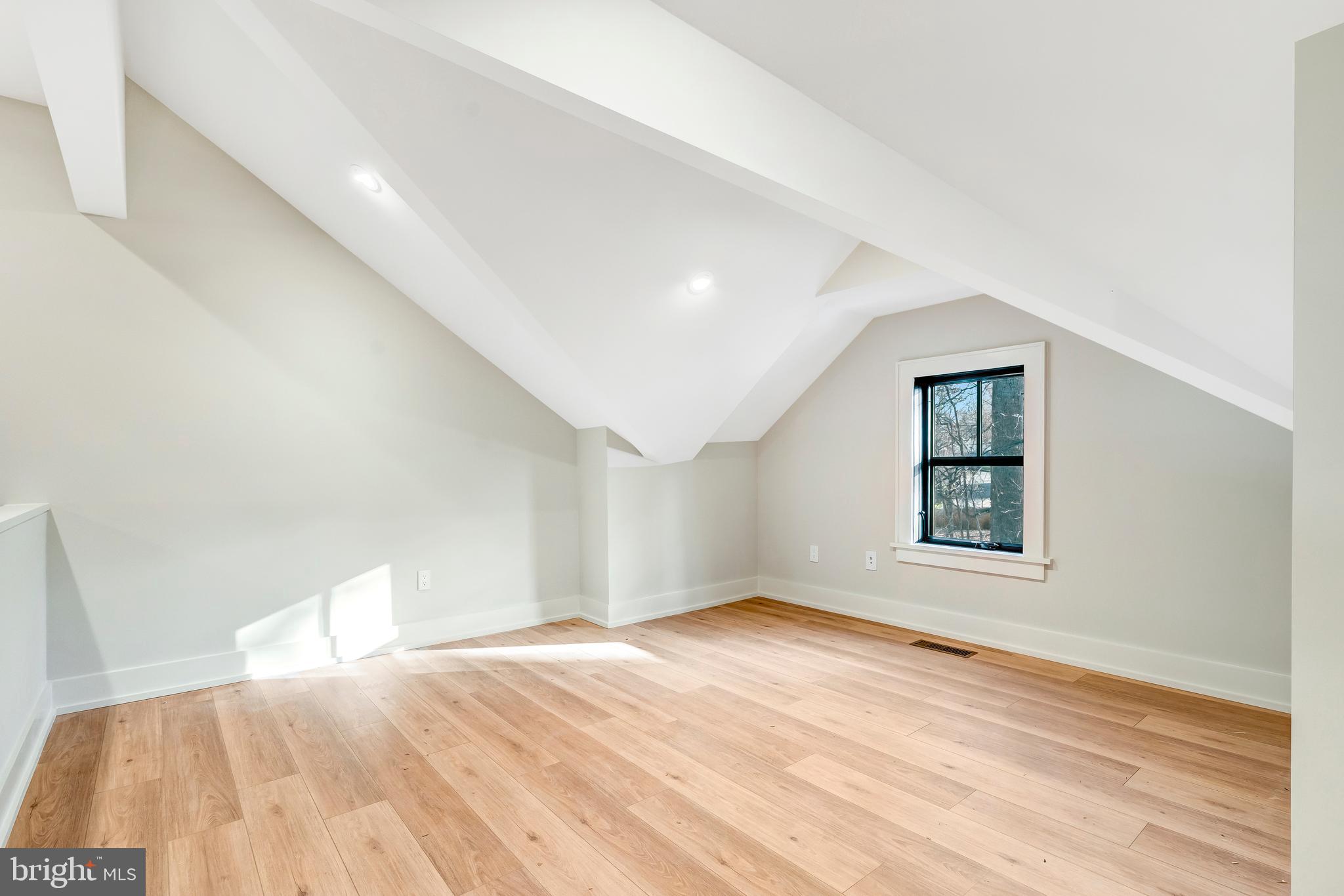 5921 CHESTERBROOK ROAD