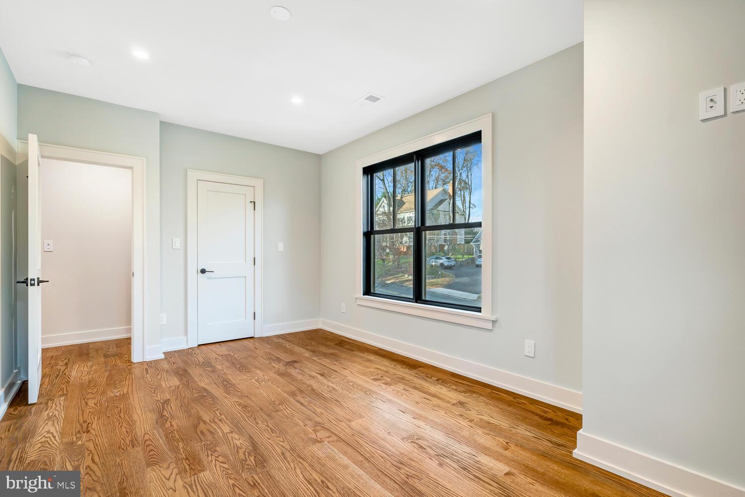 5921 CHESTERBROOK ROAD