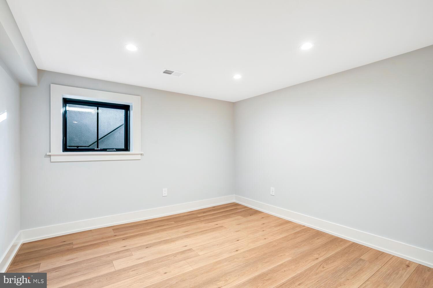 5921 CHESTERBROOK ROAD