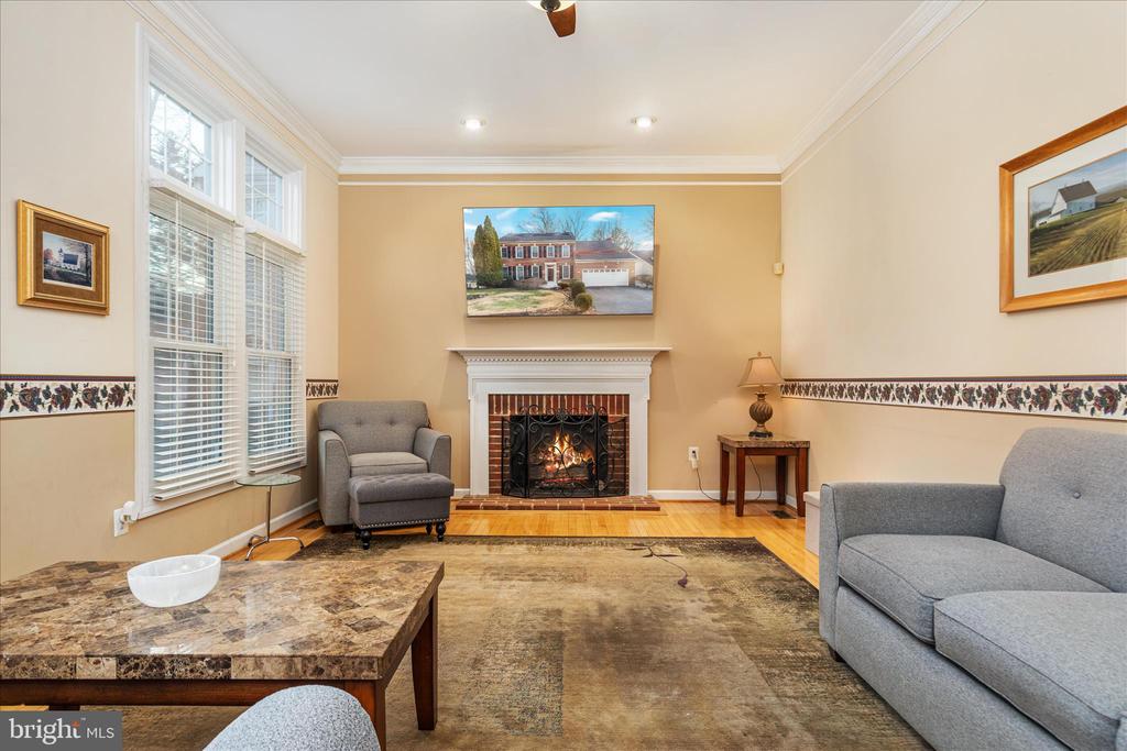 13021 FELDSPAR COURT
