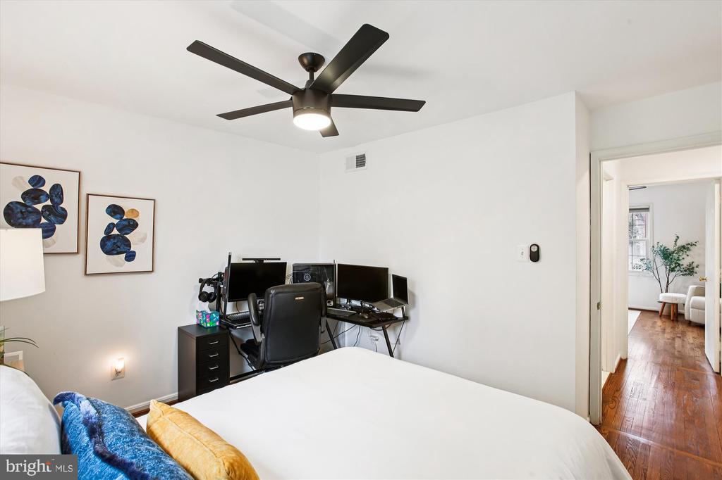 5818 TORINGTON DRIVE 859