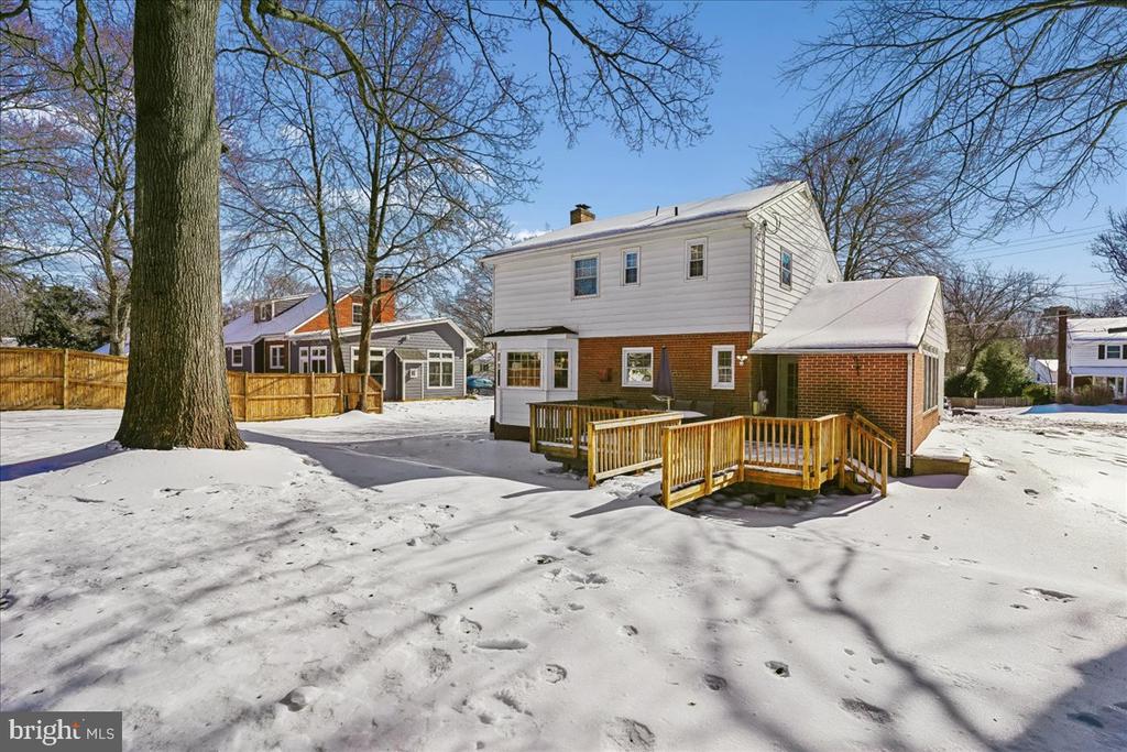 2412 CAVENDISH DRIVE