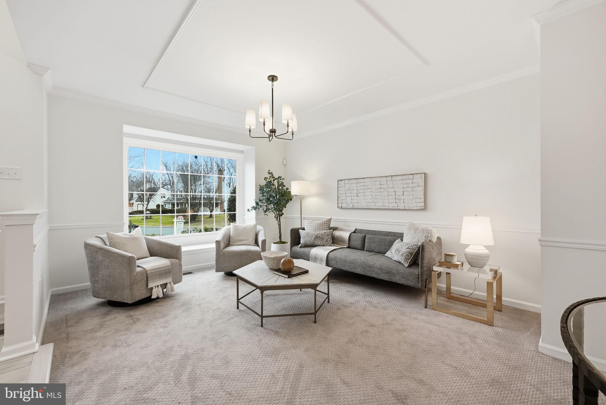 6112 SANDSTONE COURT