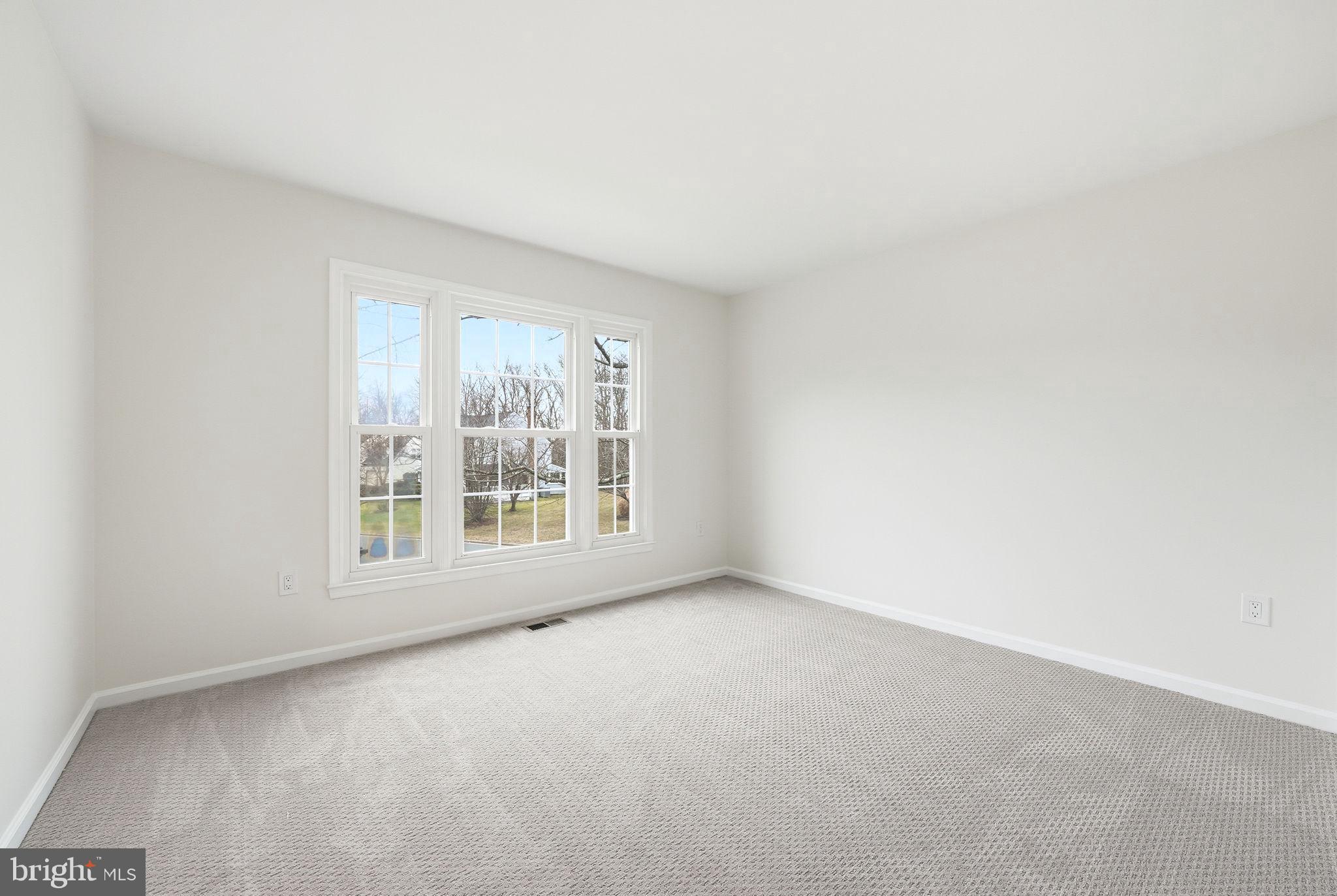 6112 SANDSTONE COURT