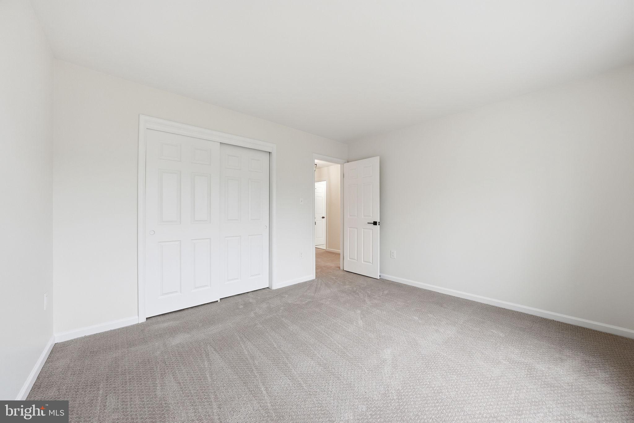 6112 SANDSTONE COURT