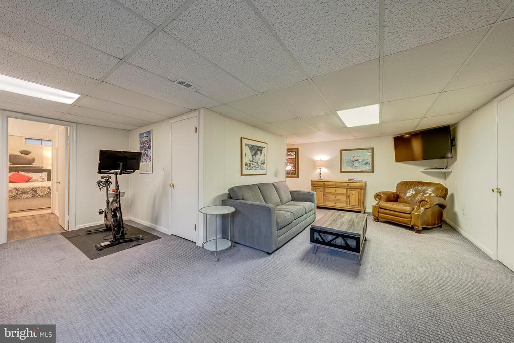 1839 BALDWIN DRIVE