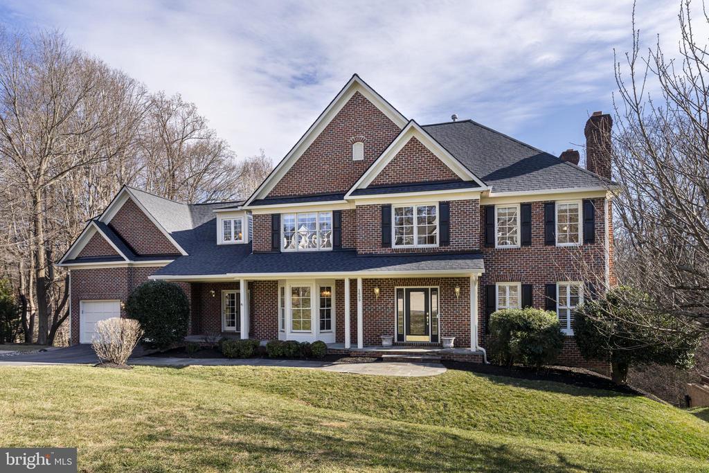 1609 BROOKSIDE ROAD