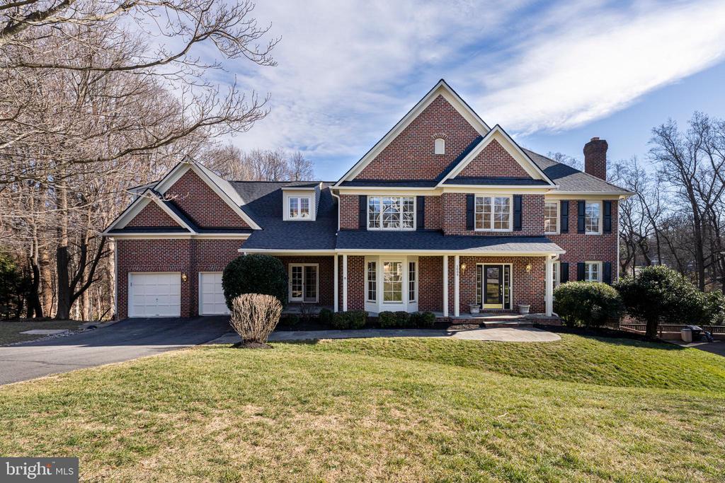 1609 BROOKSIDE ROAD