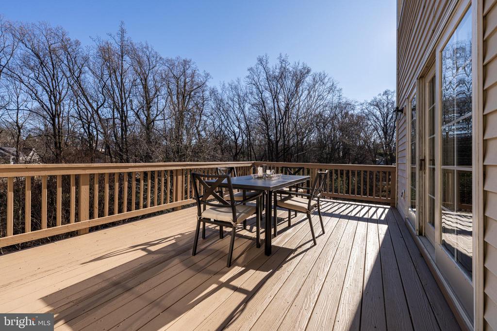 1609 BROOKSIDE ROAD