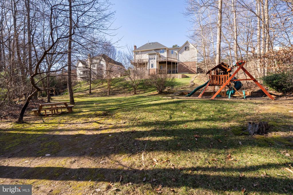 1609 BROOKSIDE ROAD