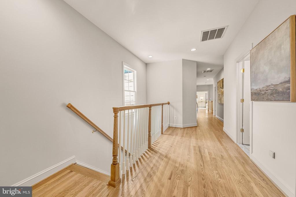 1609 BROOKSIDE ROAD