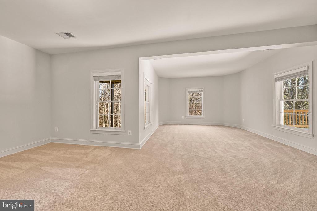 1609 BROOKSIDE ROAD