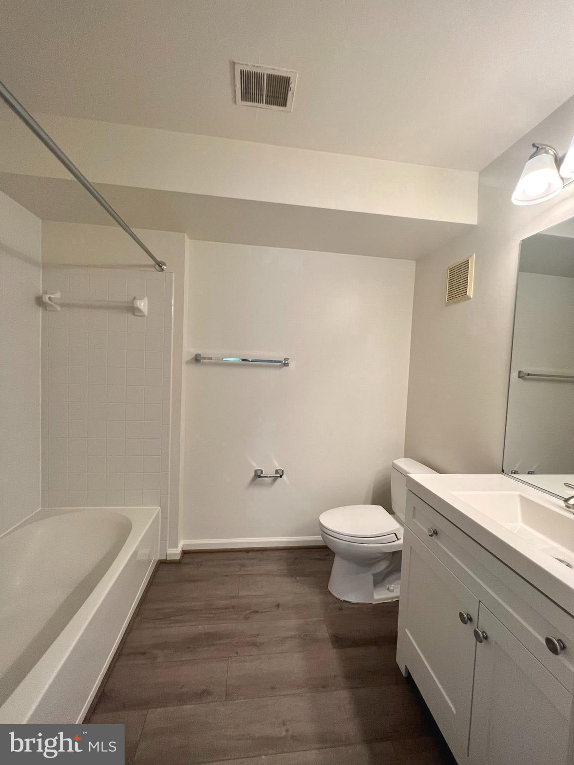 7532 COXTON COURT 128