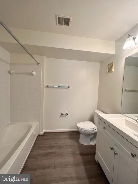 7532 COXTON COURT 128