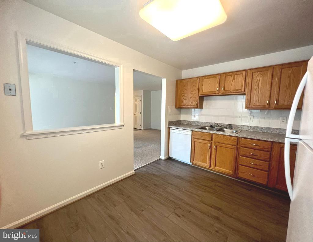 7532 COXTON COURT 128