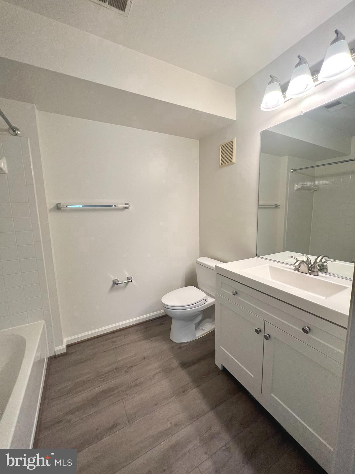 7532 COXTON COURT 128