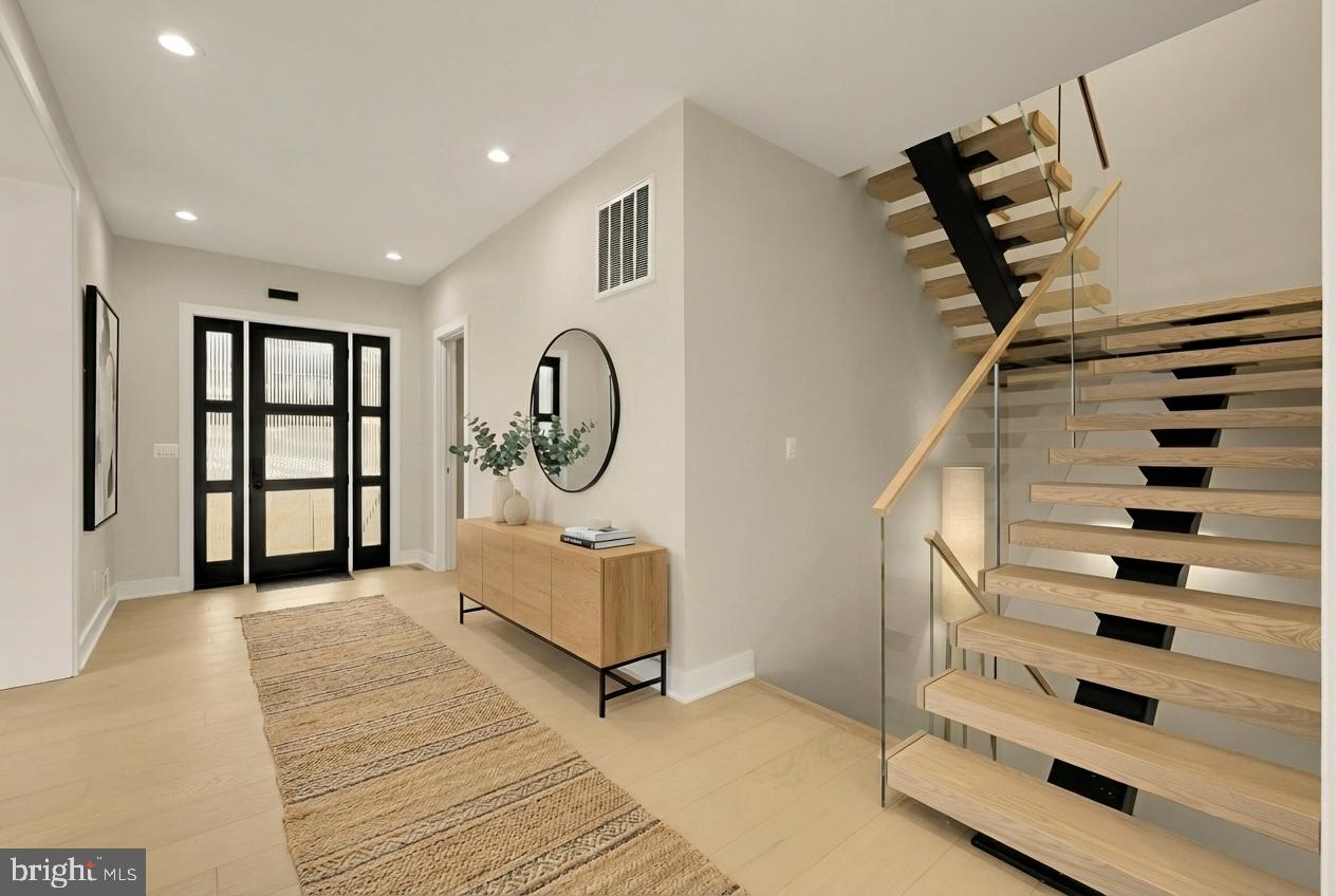 1573 WESTMORELAND STREET