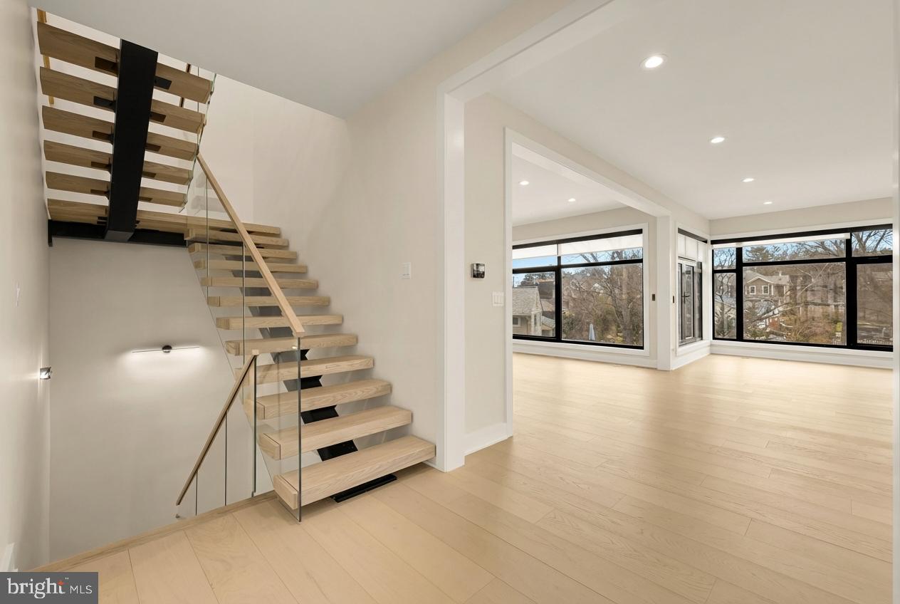 1573 WESTMORELAND STREET