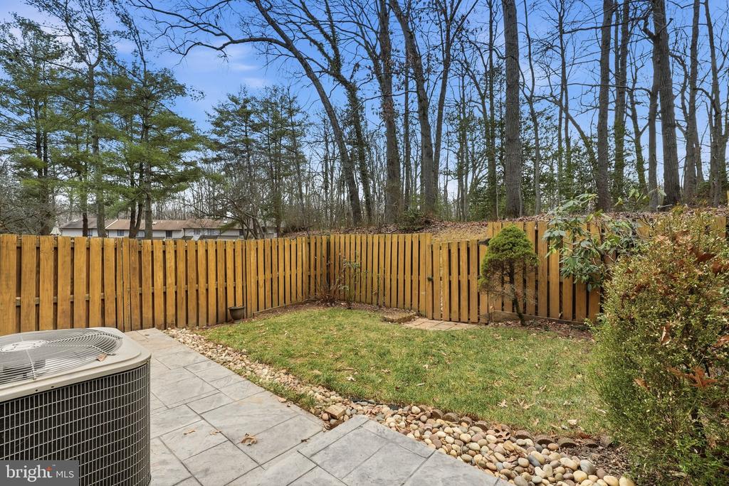 2316 GLADE BANK WAY