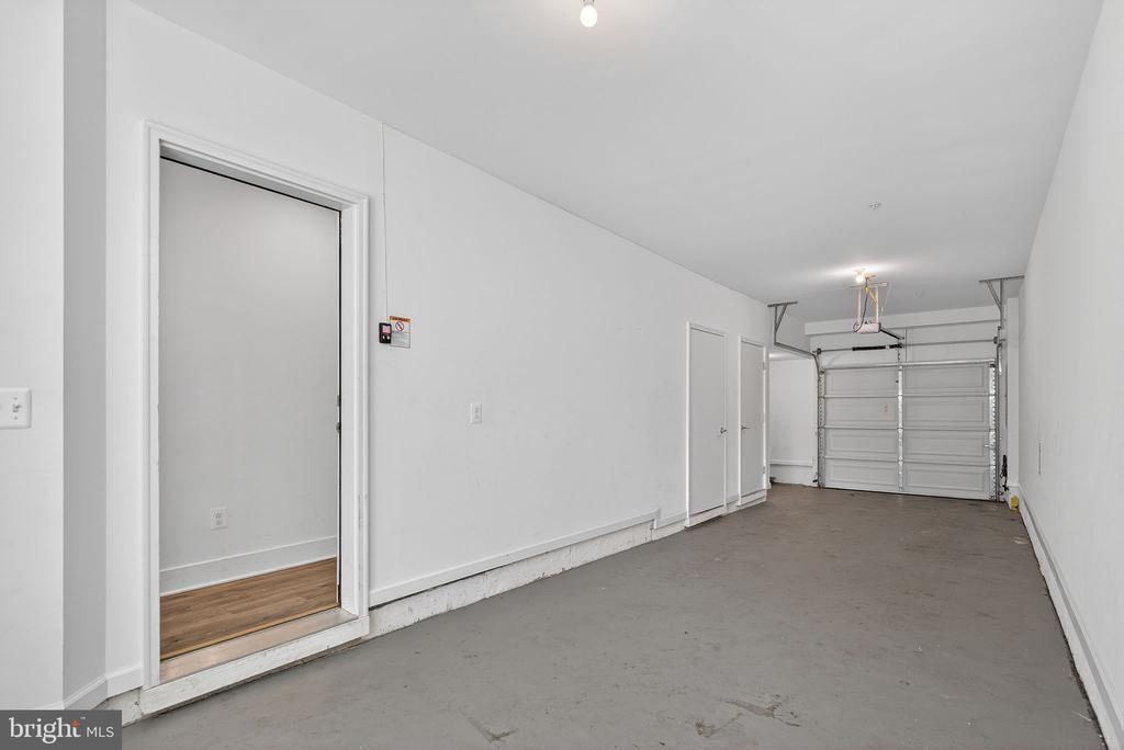 7348 BLADE DRIVE