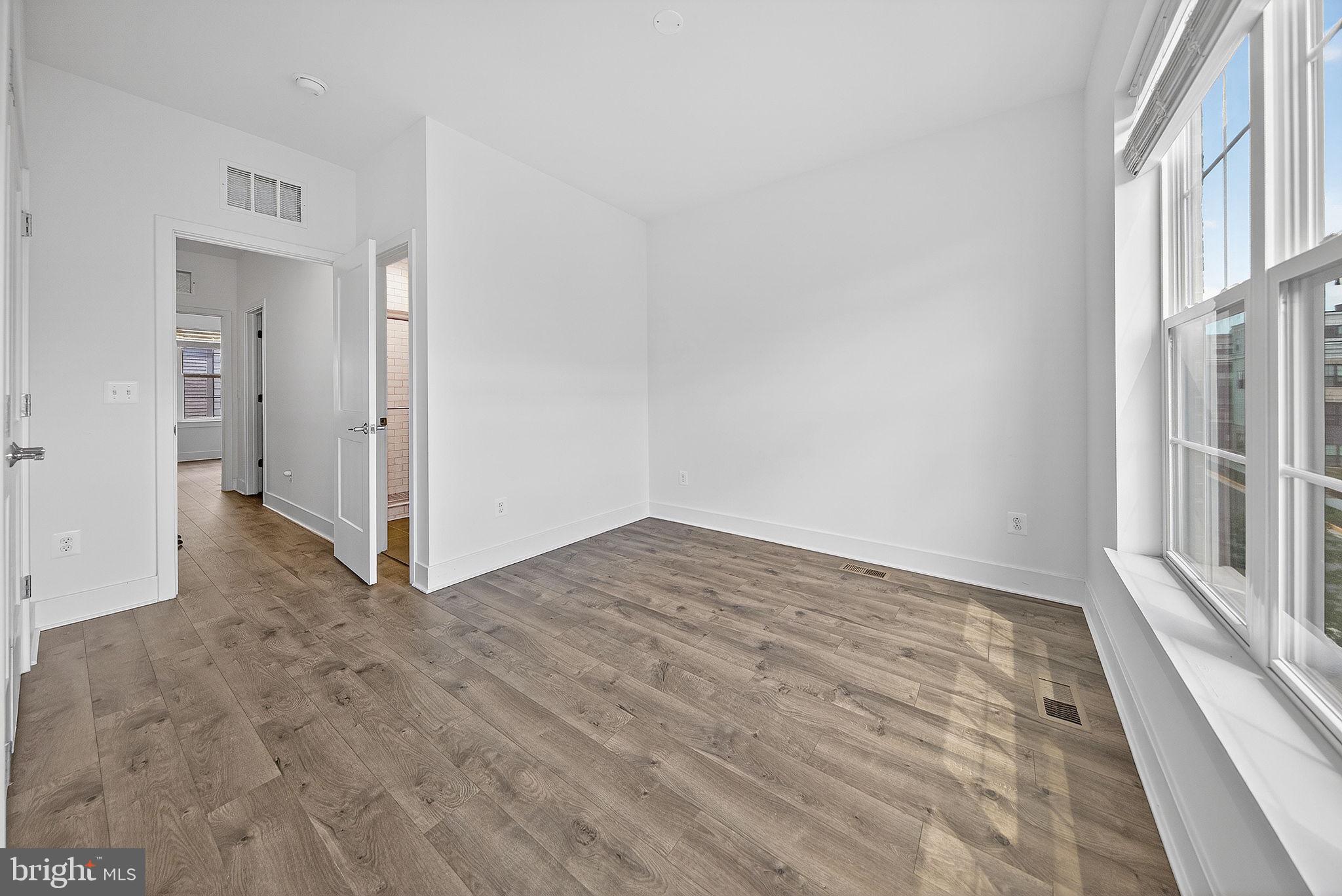 7348 BLADE DRIVE