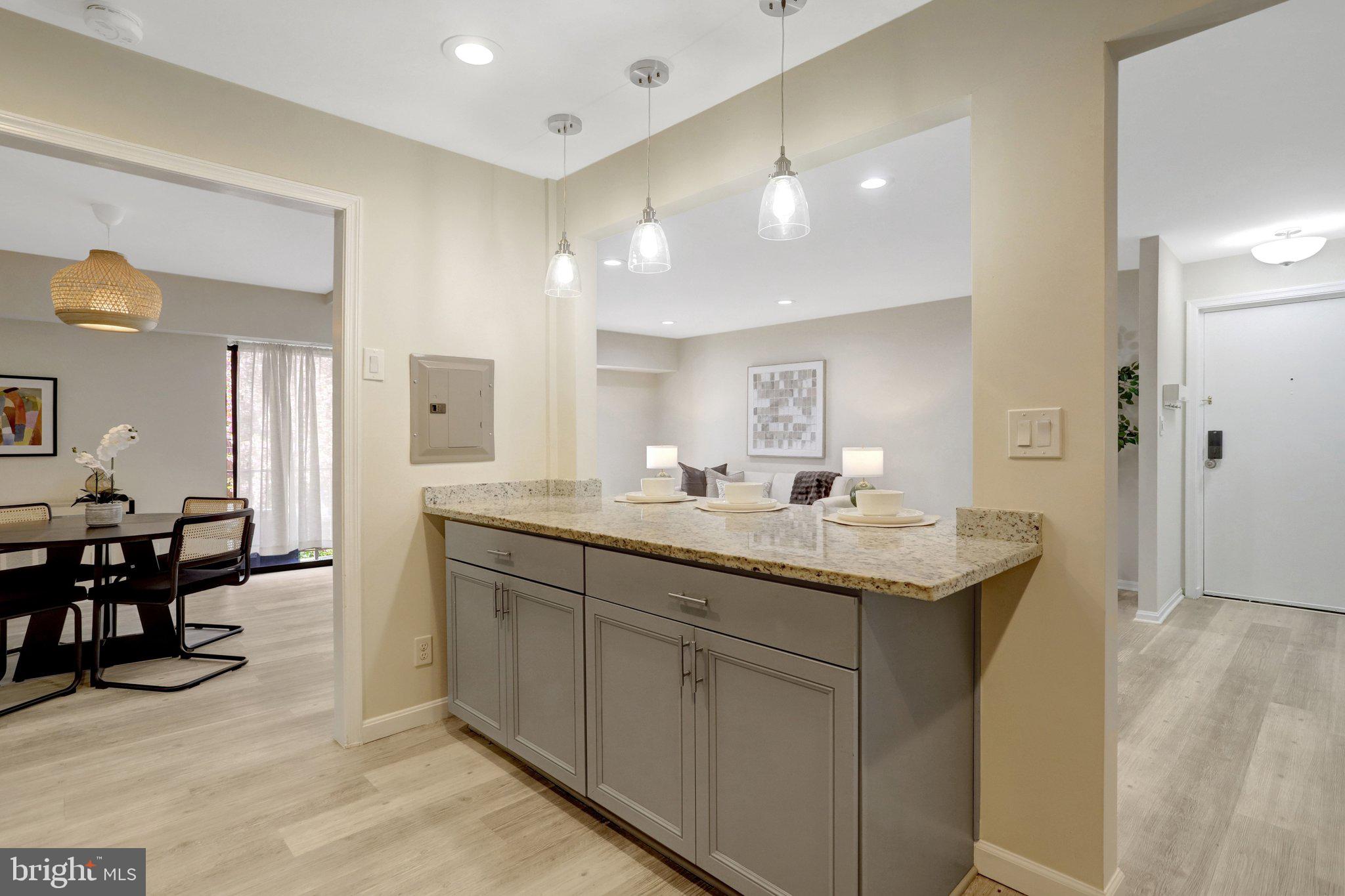 7800 DASSETT COURT 204