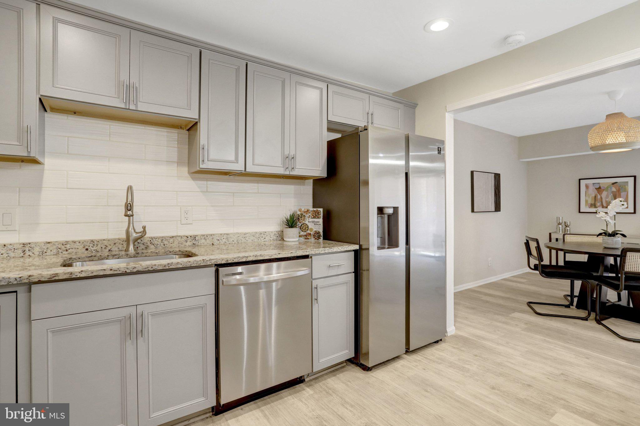 7800 DASSETT COURT 204