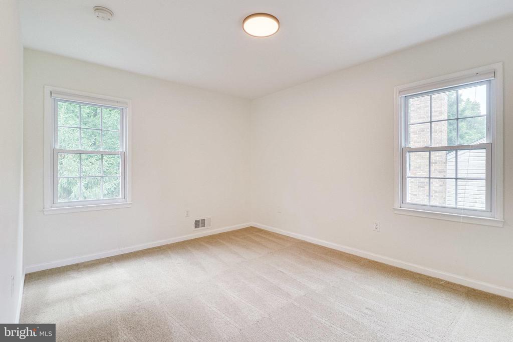4809 TABARD PLACE