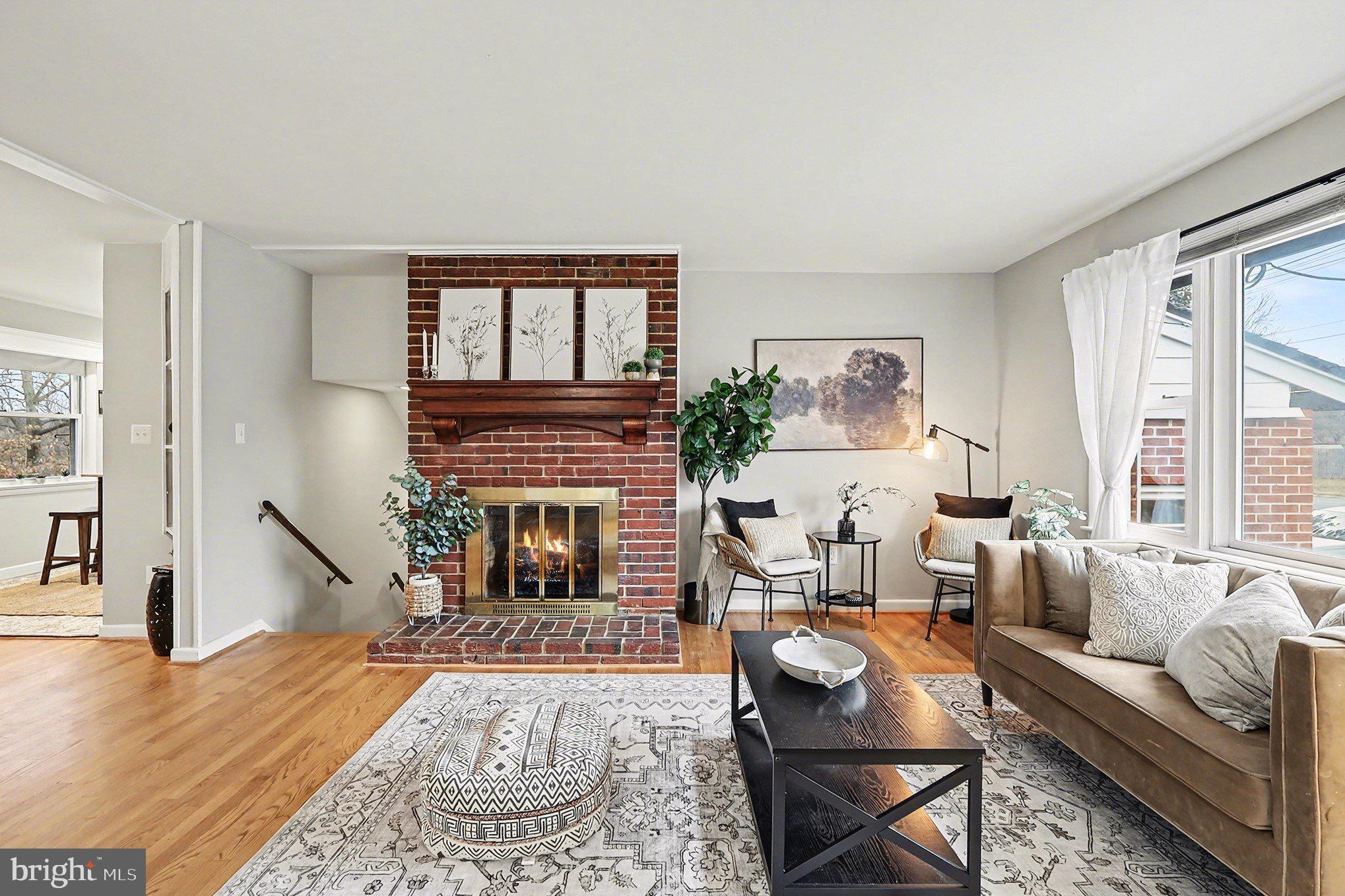 6722 S KINGS HIGHWAY