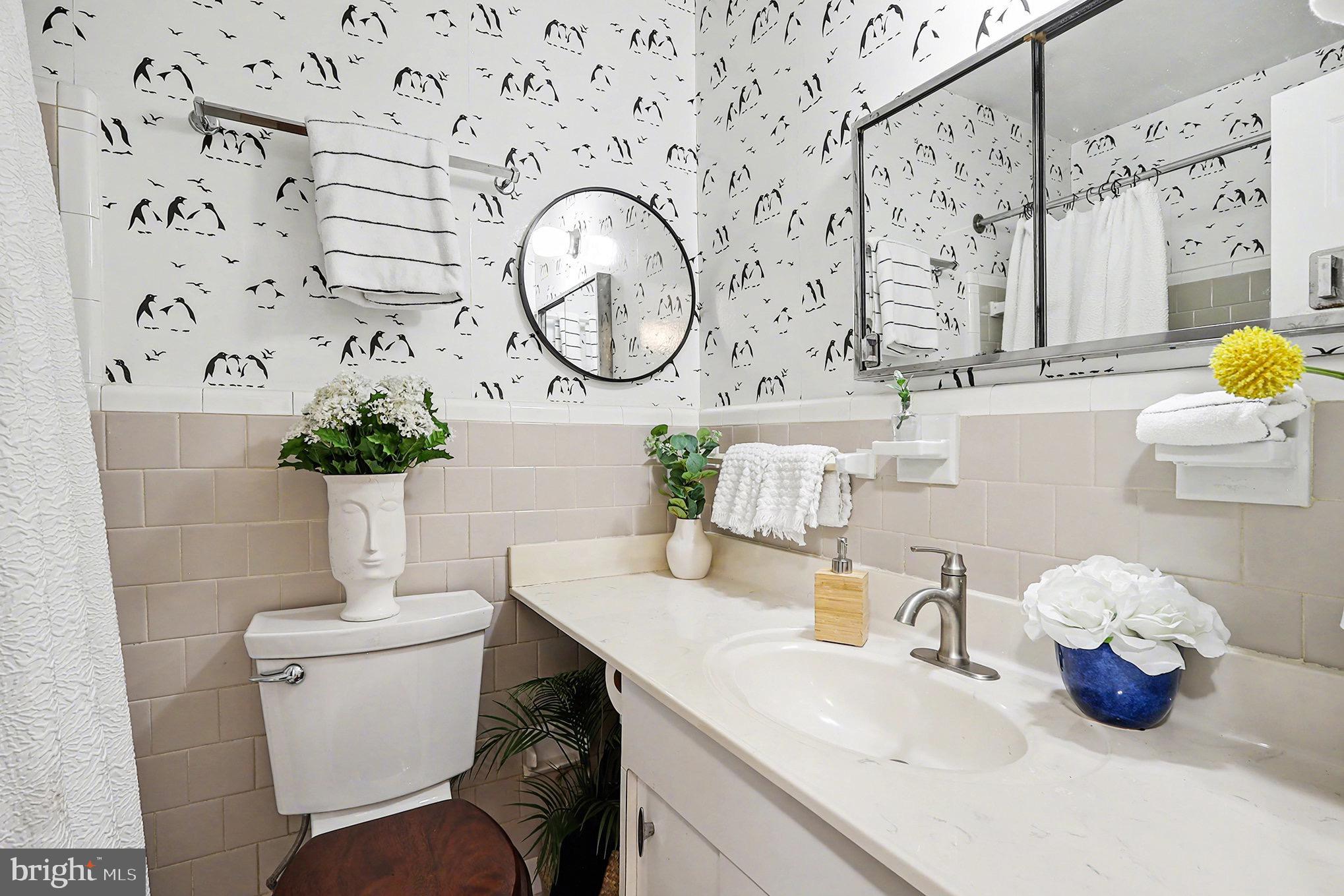 6722 S KINGS HIGHWAY