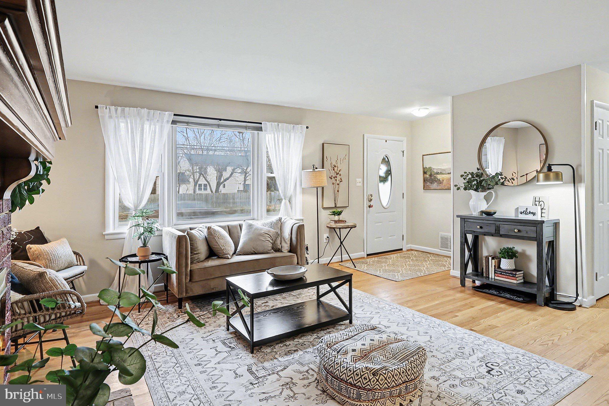 6722 S KINGS HIGHWAY